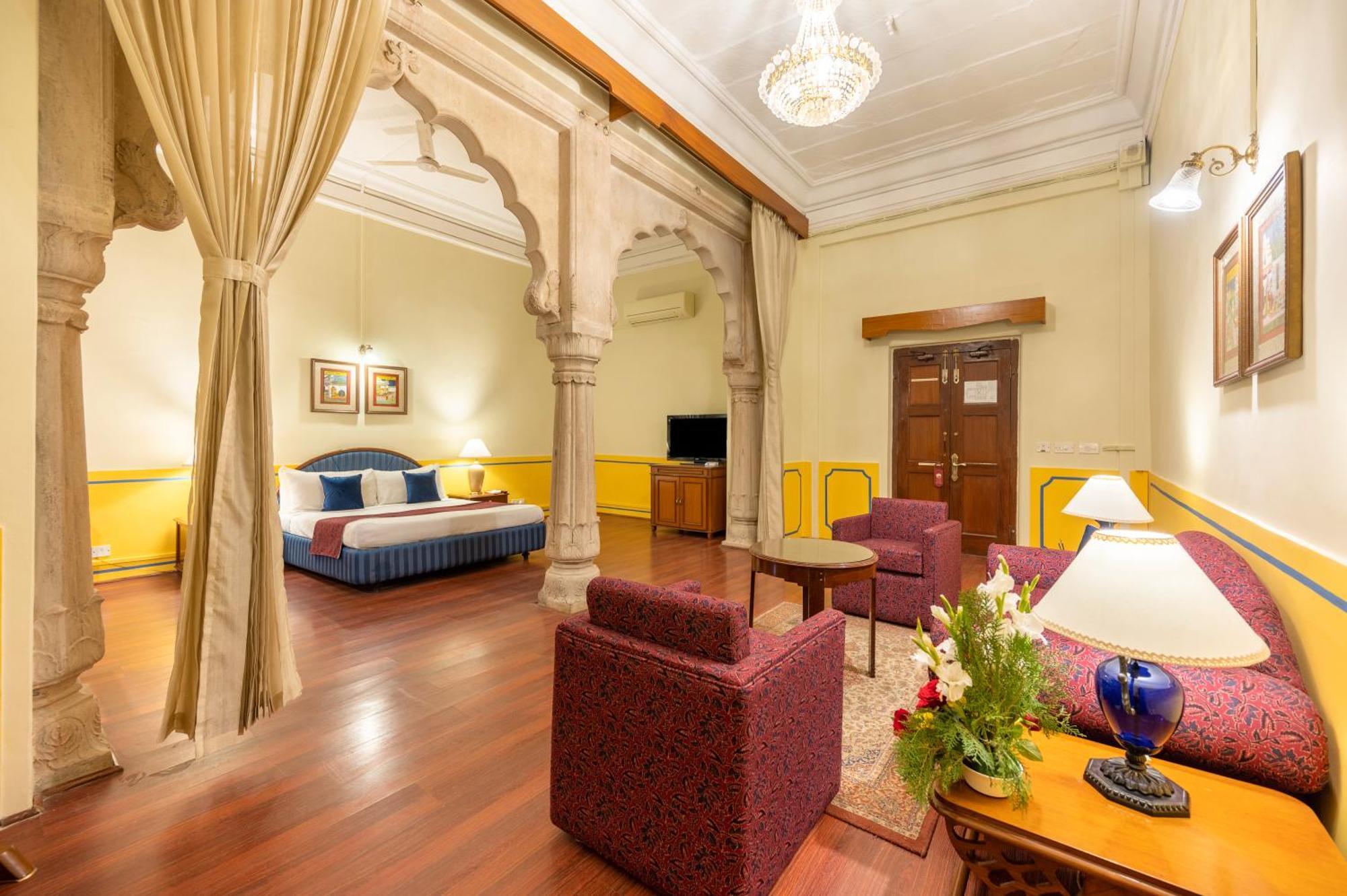 Umed Bhawan Palace, Kotah Ngoại thất bức ảnh